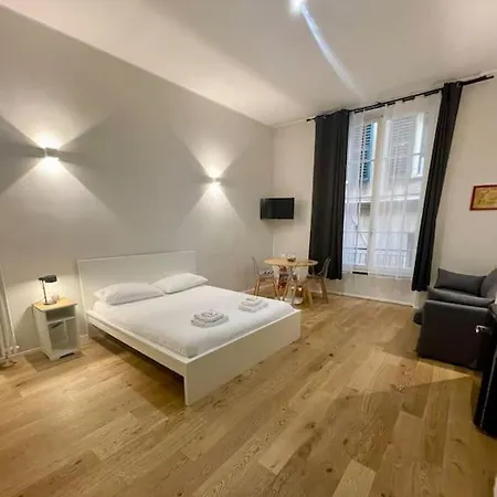 The Nest At Palazzo Pellicceria Apartment Genoa
