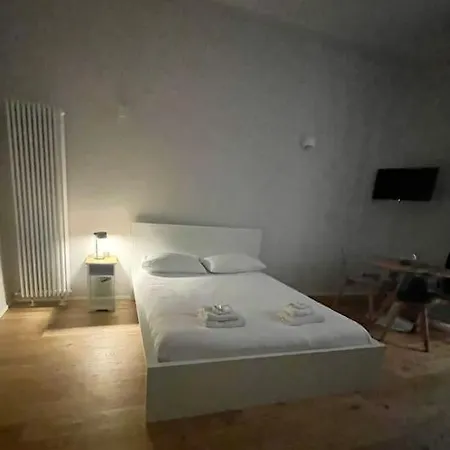 The Nest At Palazzo Pellicceria Apartment *